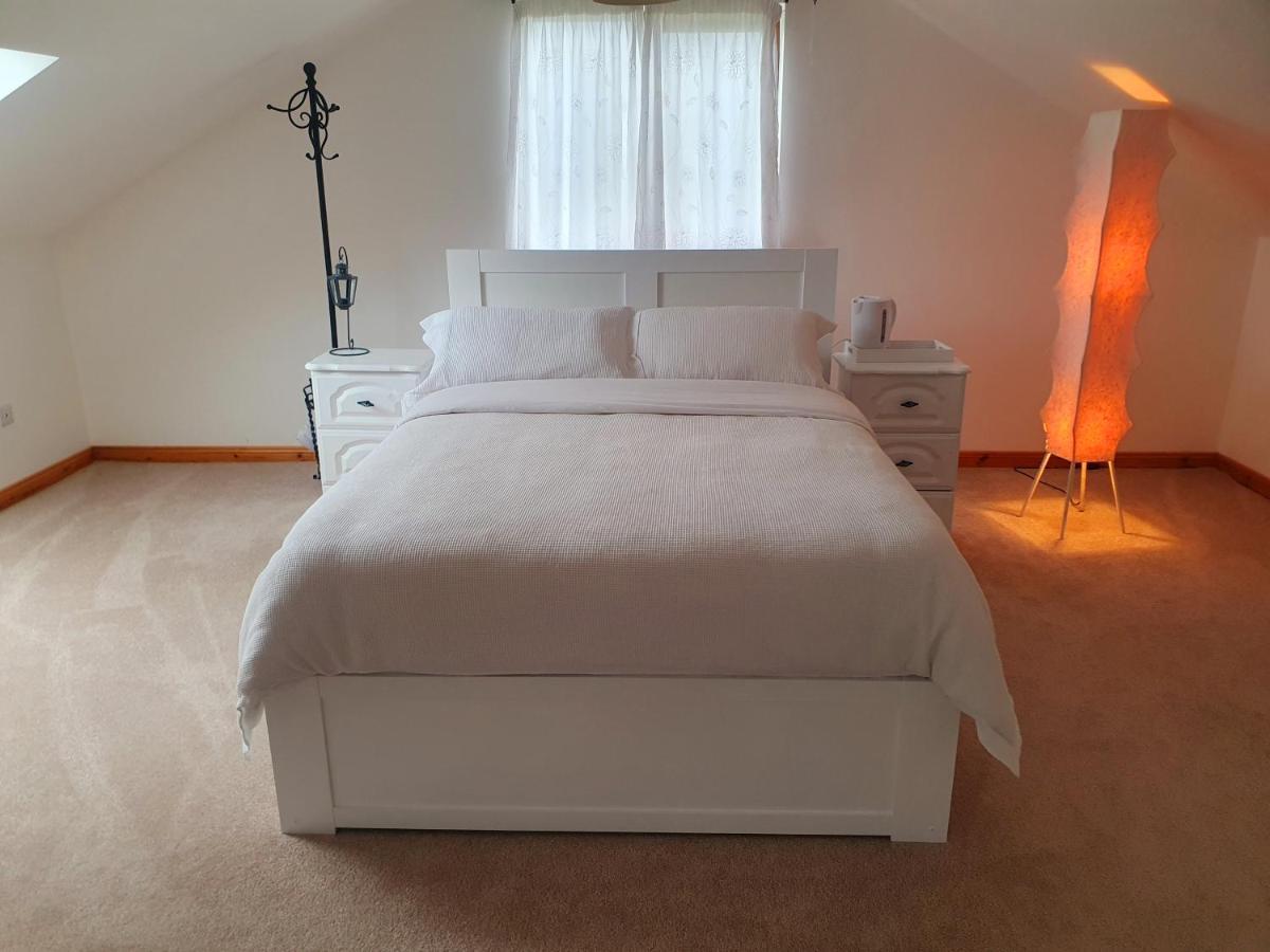 Urkers' Guest Accommodation Crossmaglen Eksteriør bilde