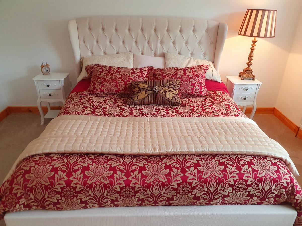 Urkers' Guest Accommodation Crossmaglen Eksteriør bilde
